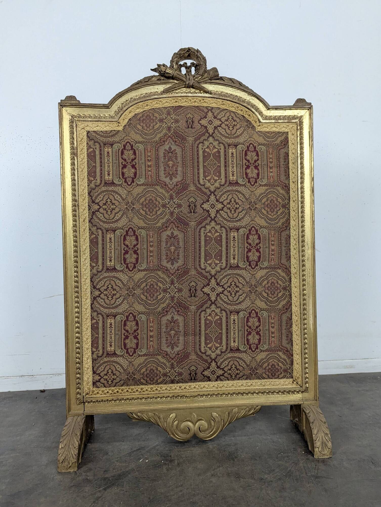 Louis XVI gilded wooden fire screen with tapestry