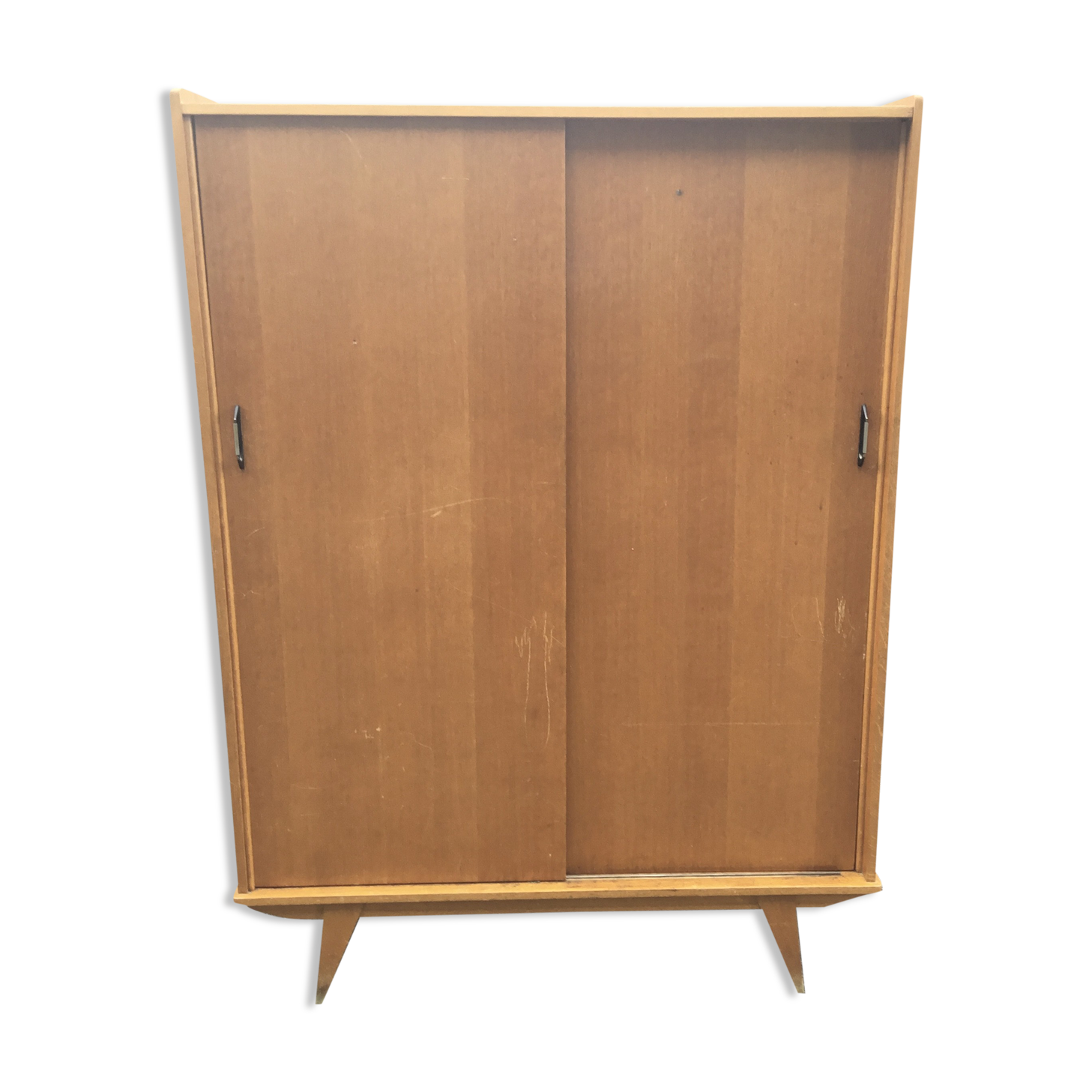 Armoire vintage