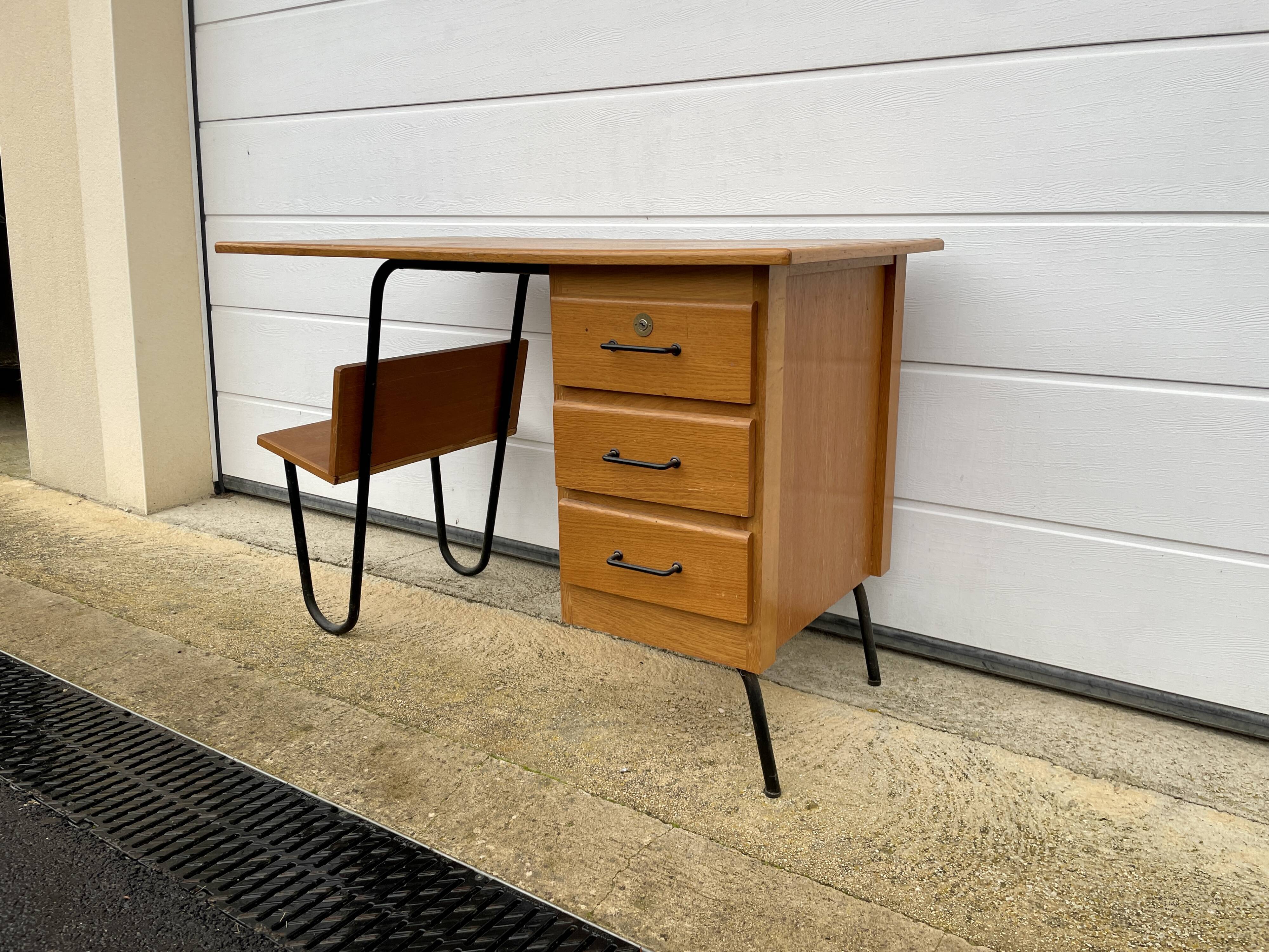 Vintage office 1950 for spirol of schoolboy child
