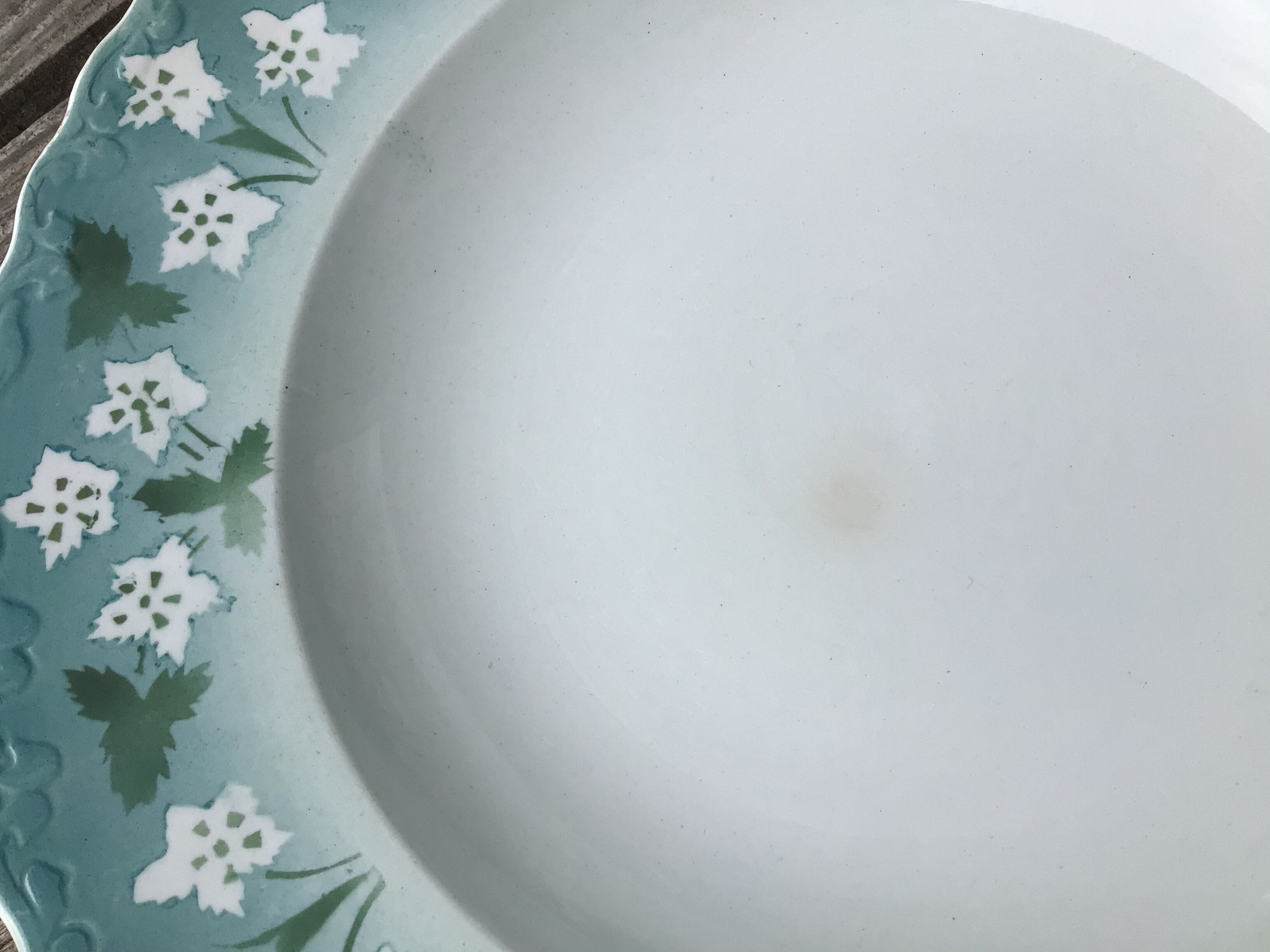 5 Hollow plates Sarreguemines wavy edge blue white flowers