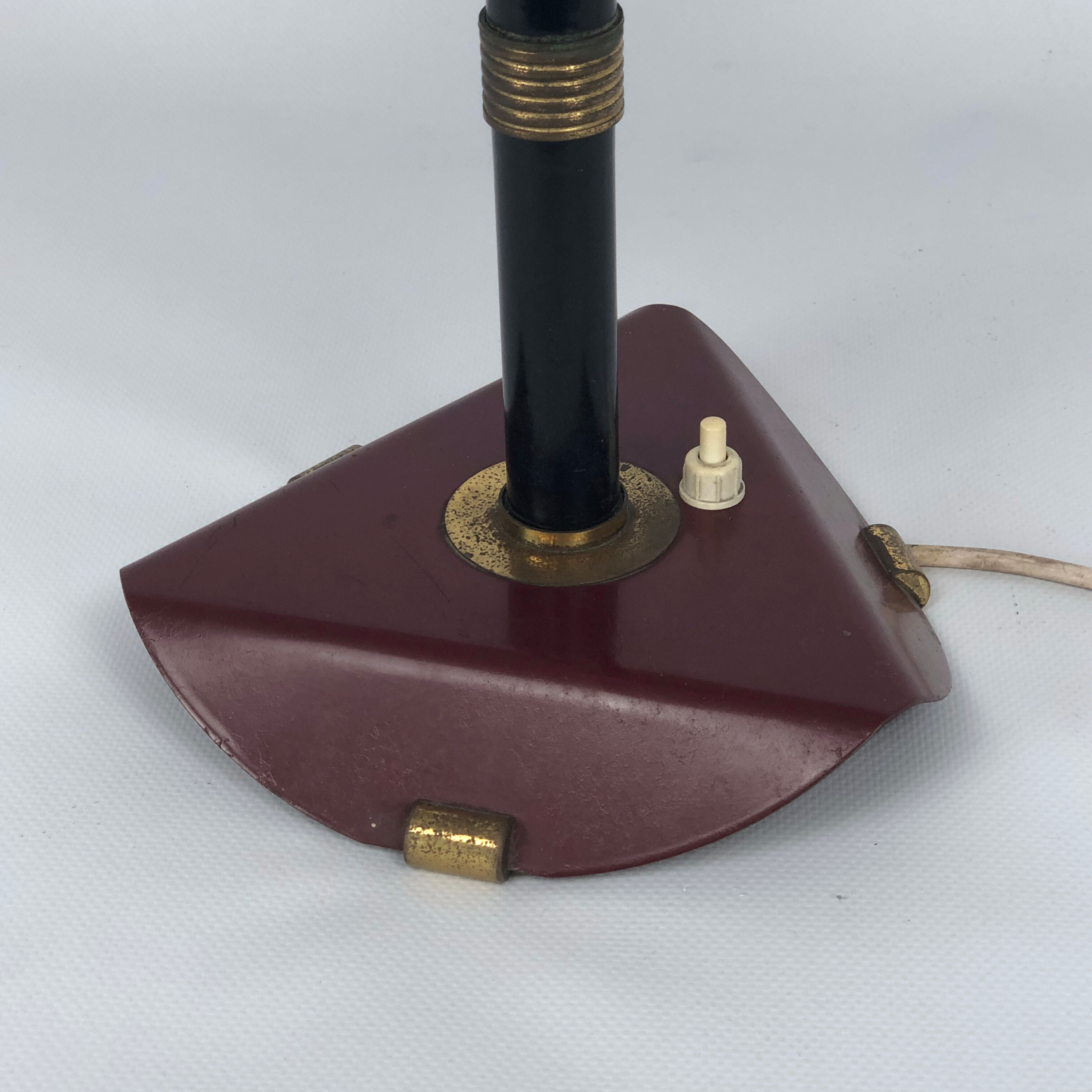 Vintage Italian brass and lacquer table lamp from 50s