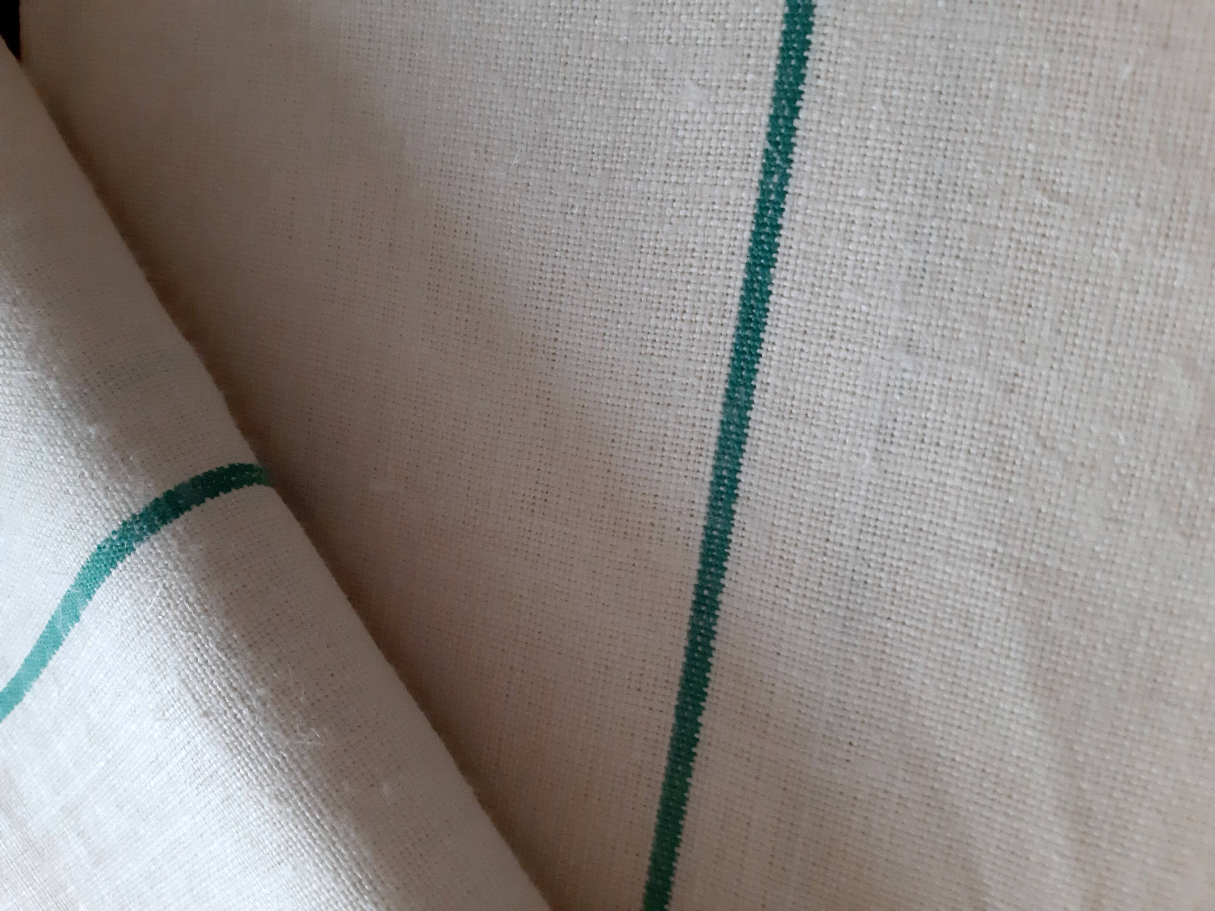 Linen tea towels/4 tea towels