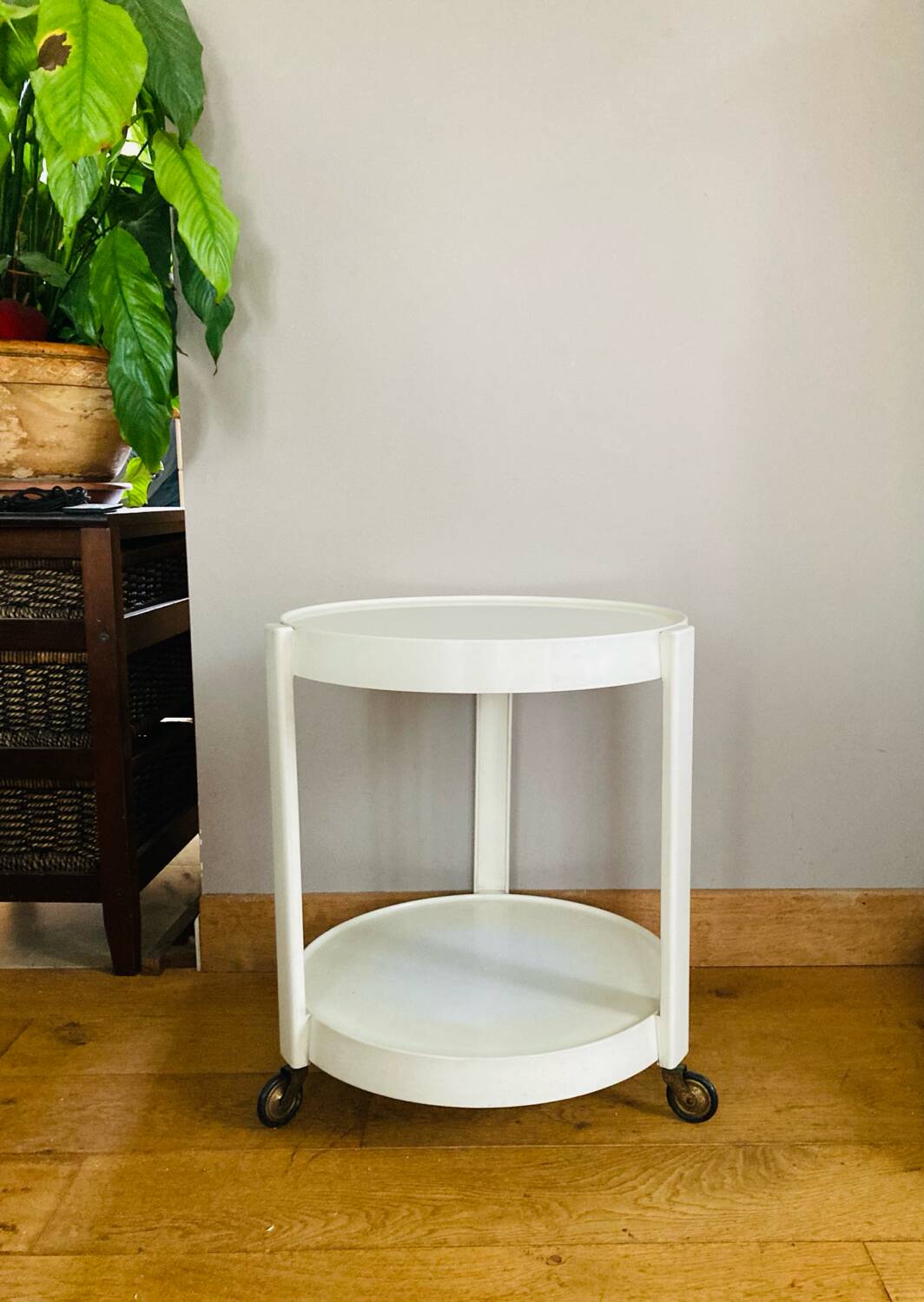 Kastilia side table, 1970s, made in Italy
