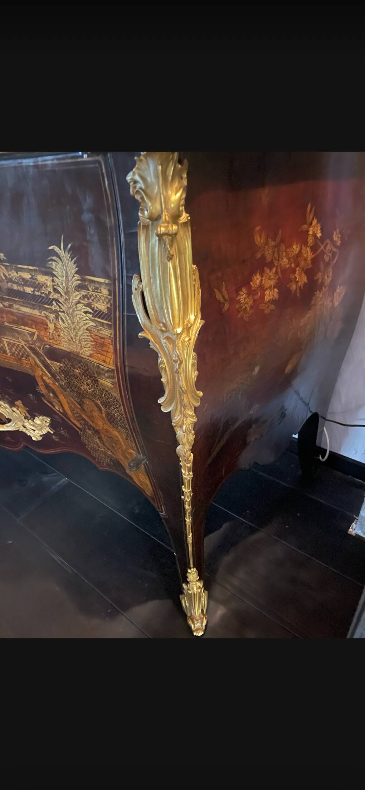 Louis XV Chinese lacquer commode