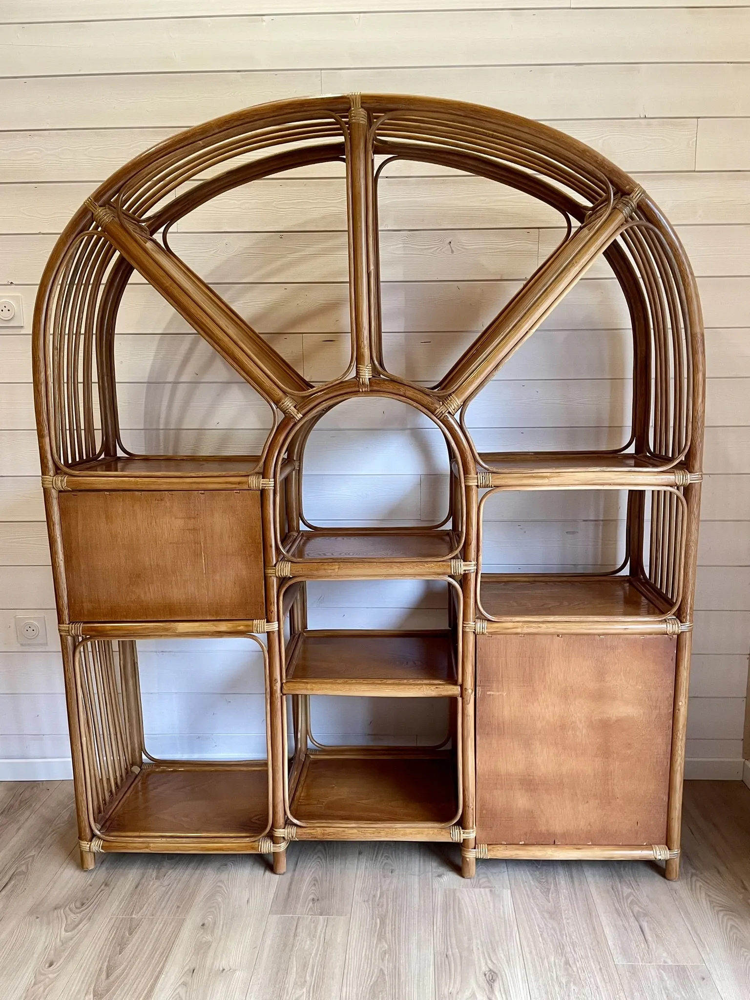 Large arch bookshelf "Pacific Rattan" sun cane bohemian chic