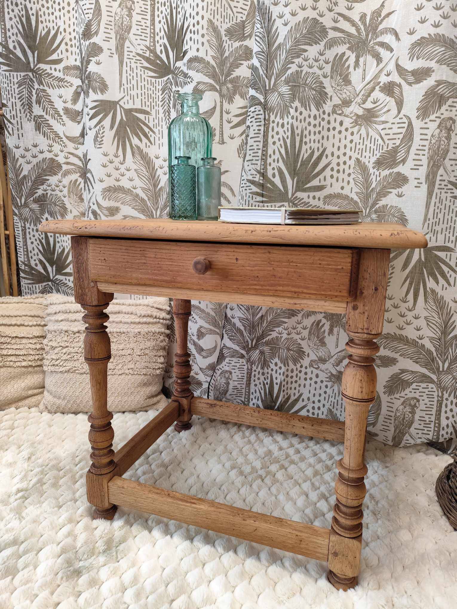 Table de chevet bois