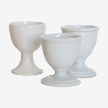 Set of 3 white ceramic shells, vintage