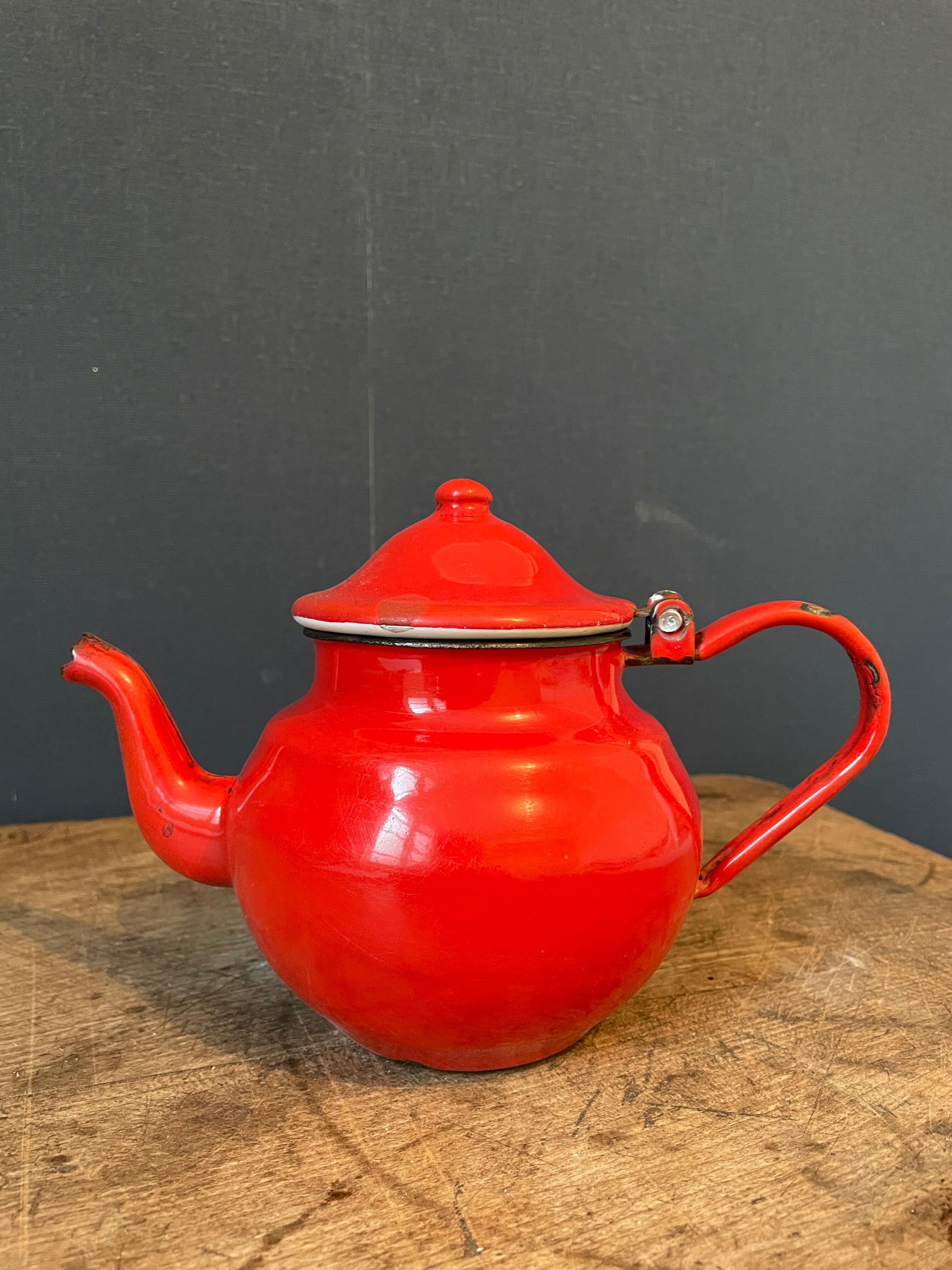 Enamelled teapot