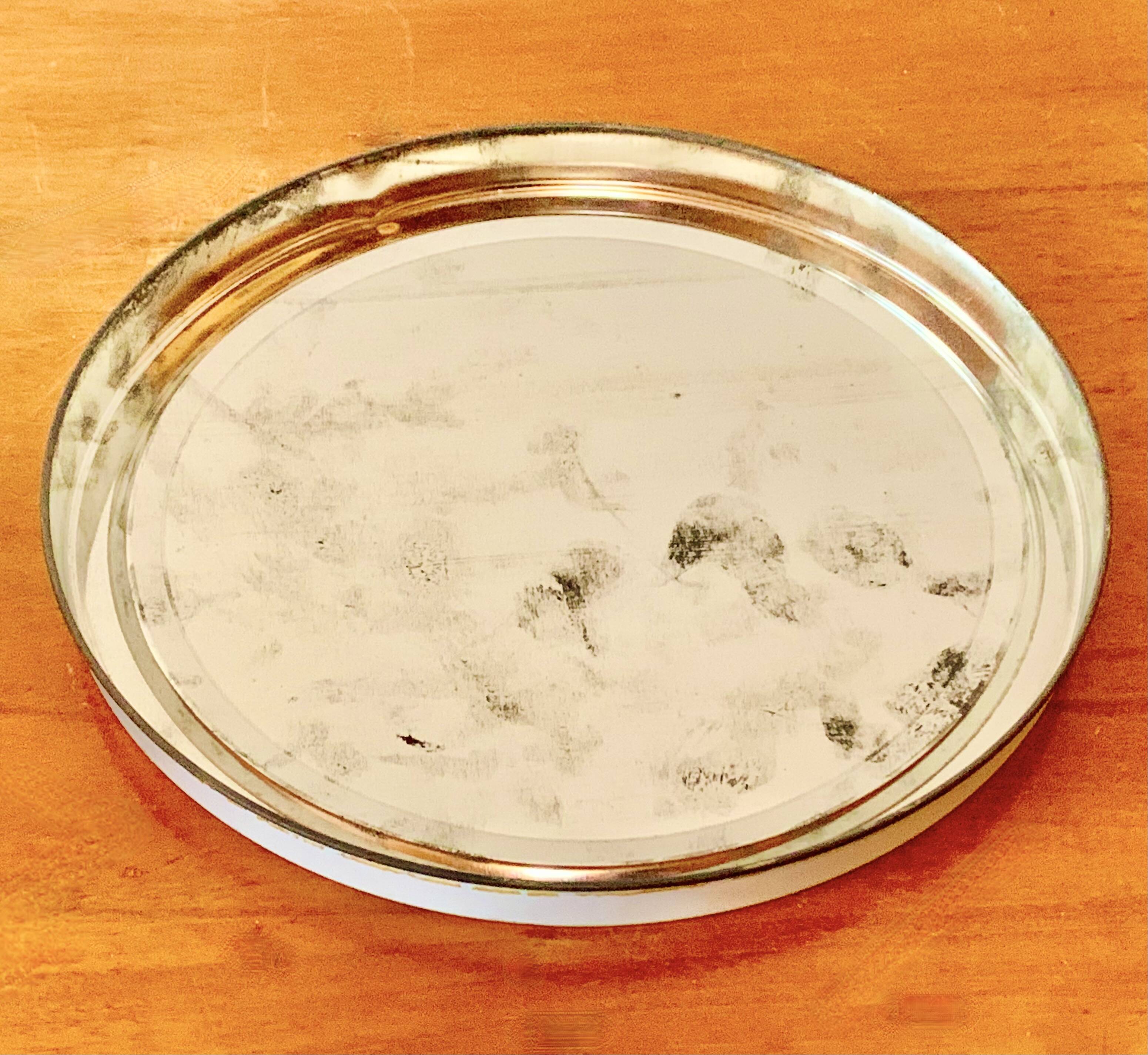 Vintage Snoopy metal box