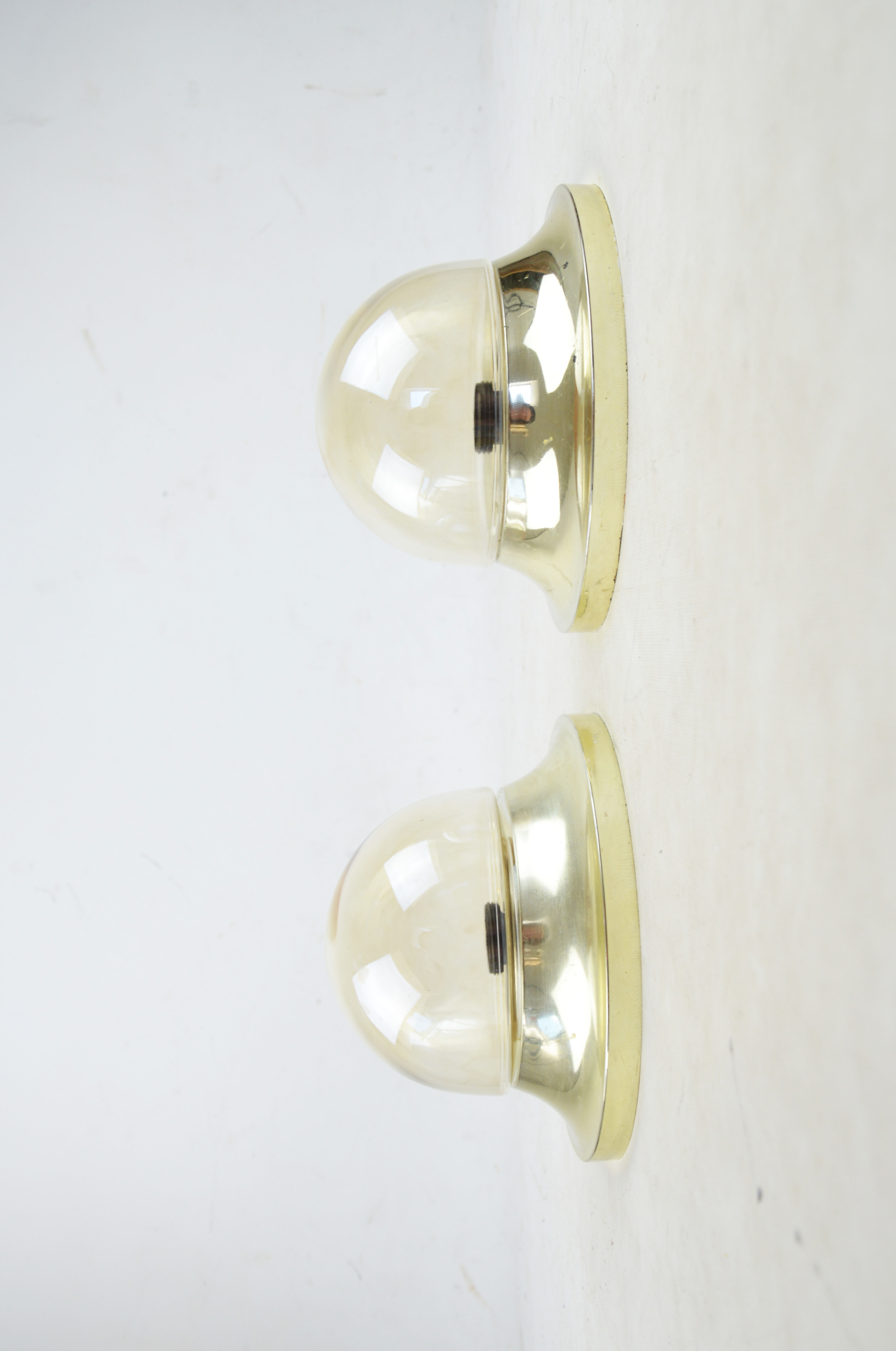 Pair of ceiling lamps