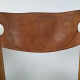 Chaises en cuir maison Regain