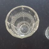Two crystal vase