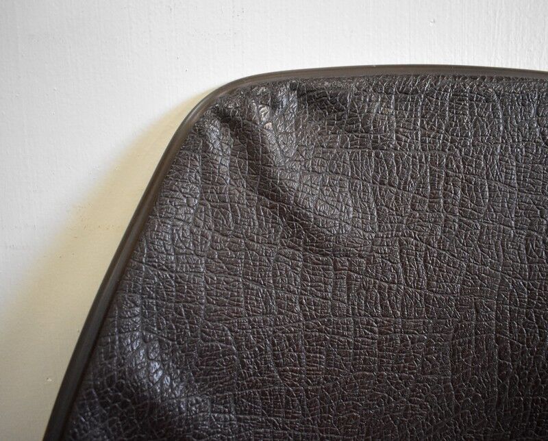 Pair of vintage chairs 1960/1970