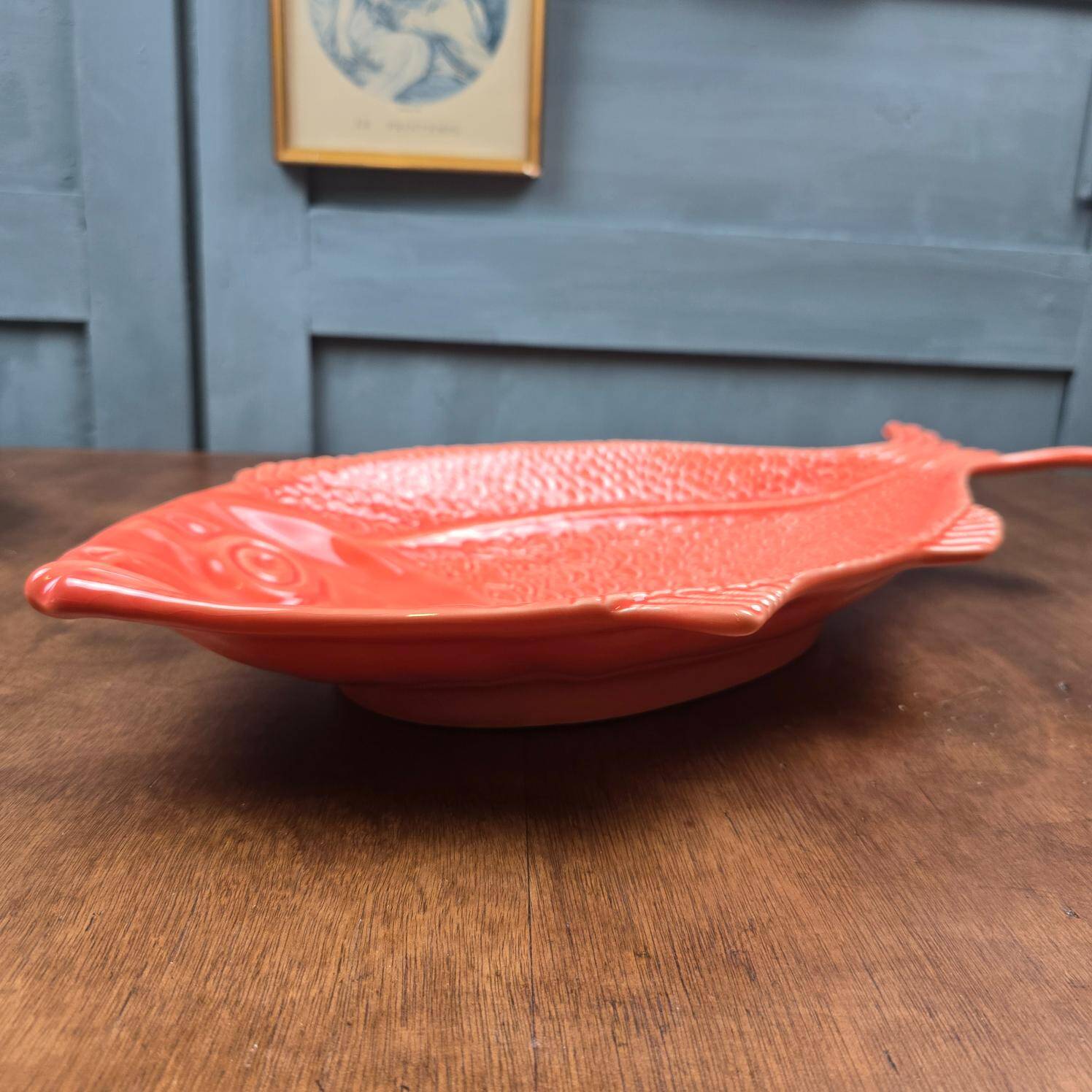 Large vintage fish platter Surtis Portugal in coral earthenware.