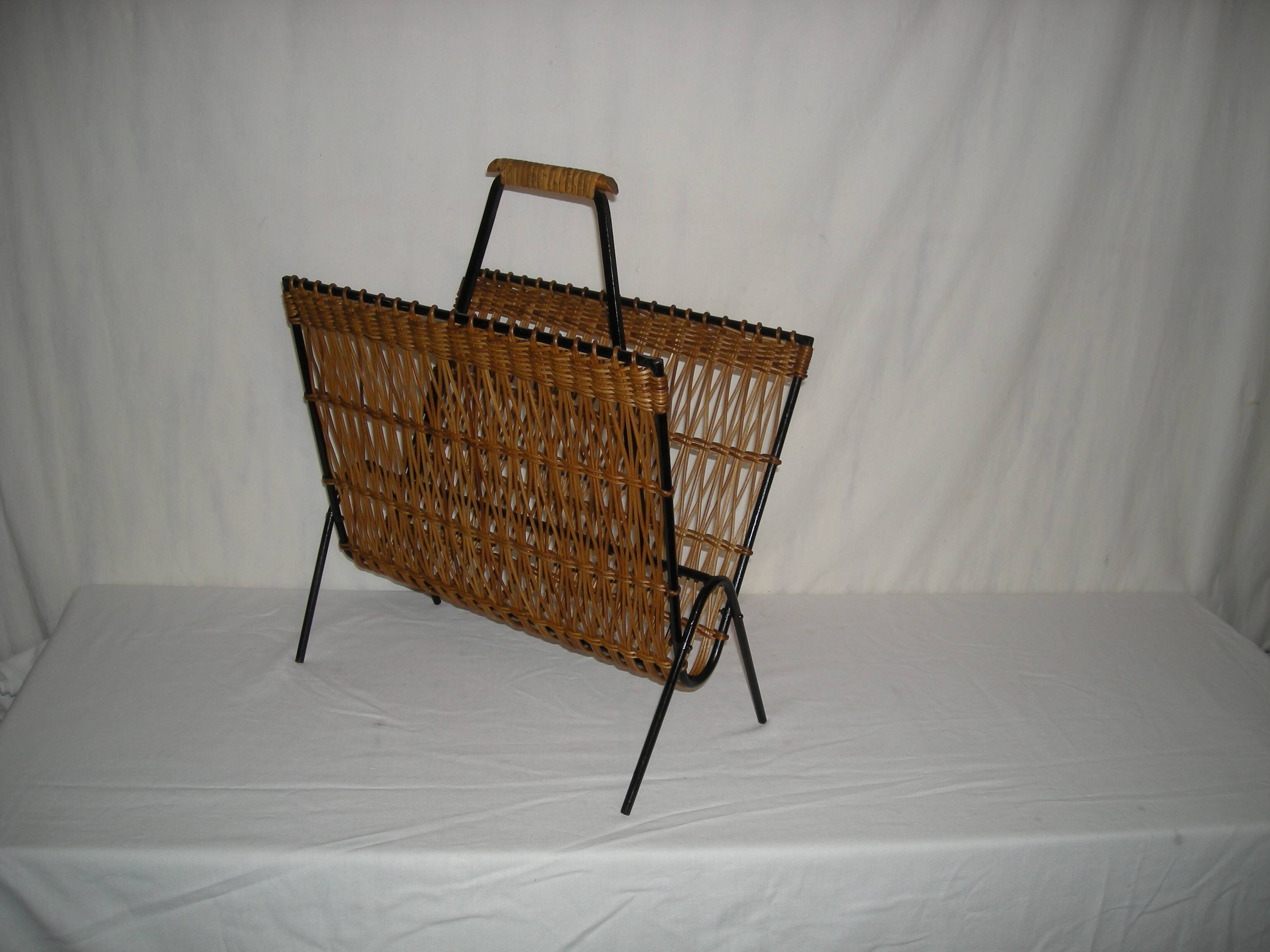 Rattan magazine rack from the 1950s