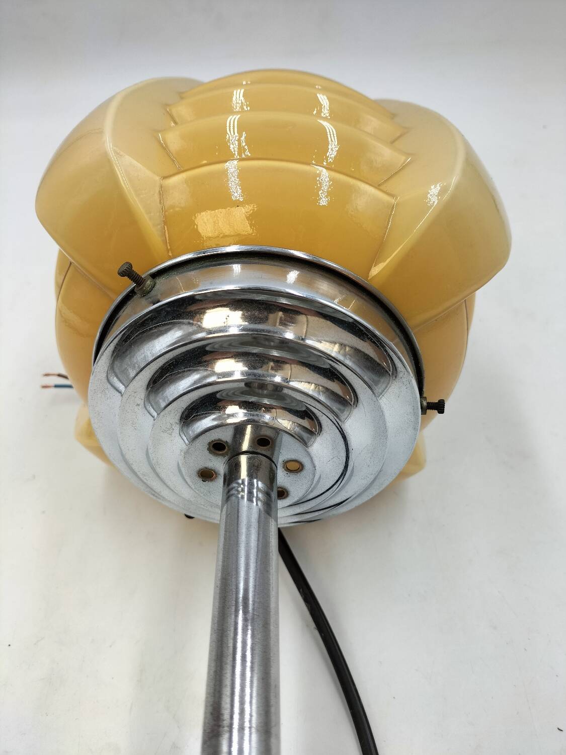Art Deco suspension