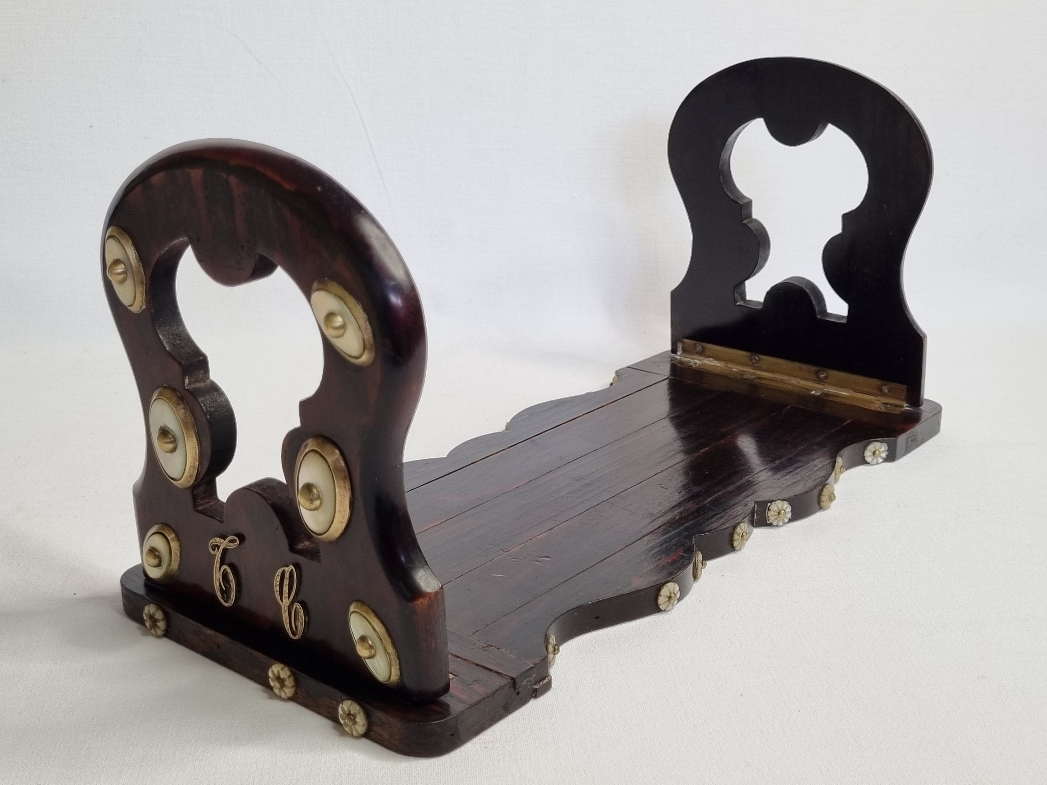 Folding bookends in wood and mother-of-pearl