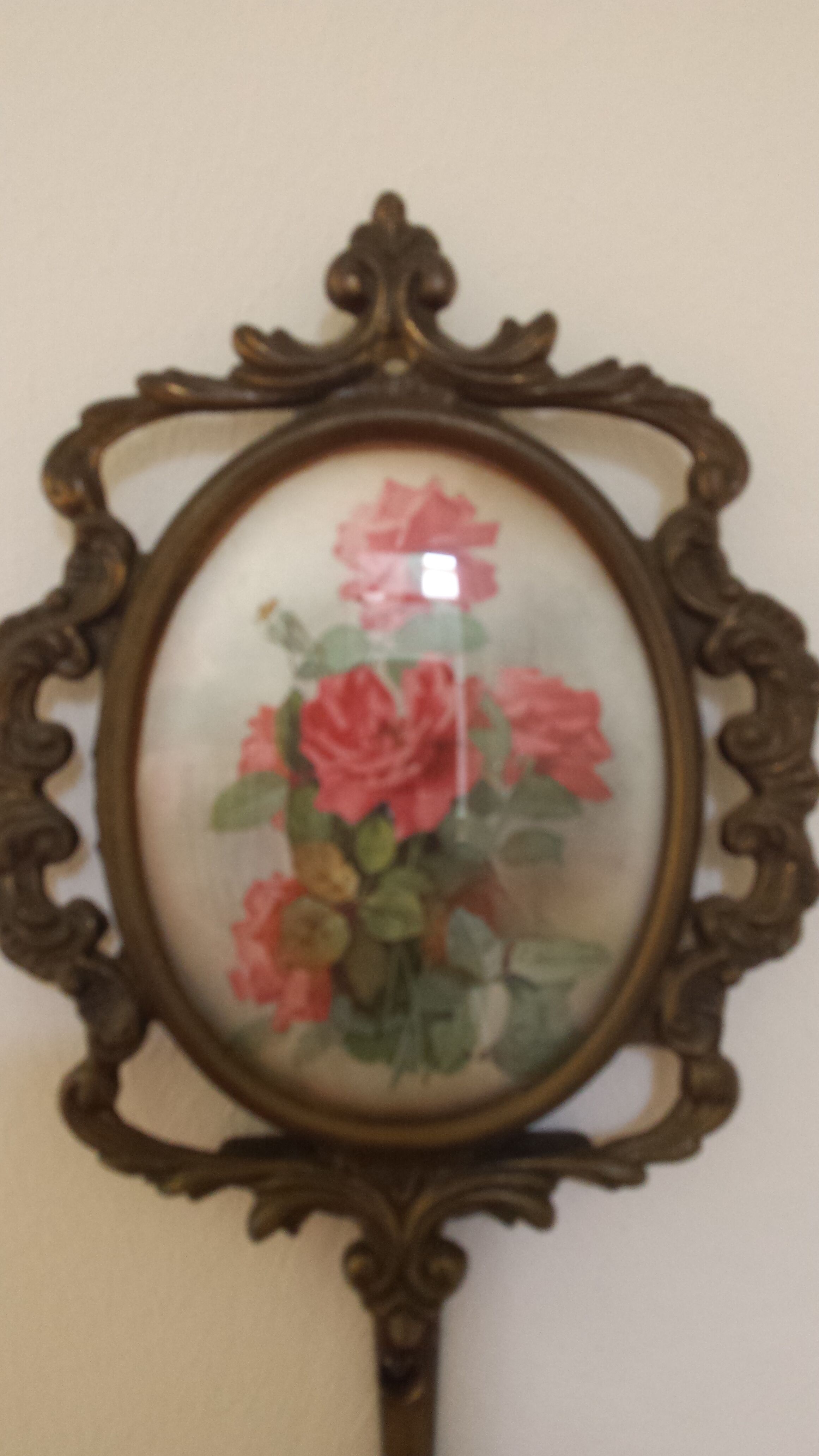 coat rack, hook, metal and flowers