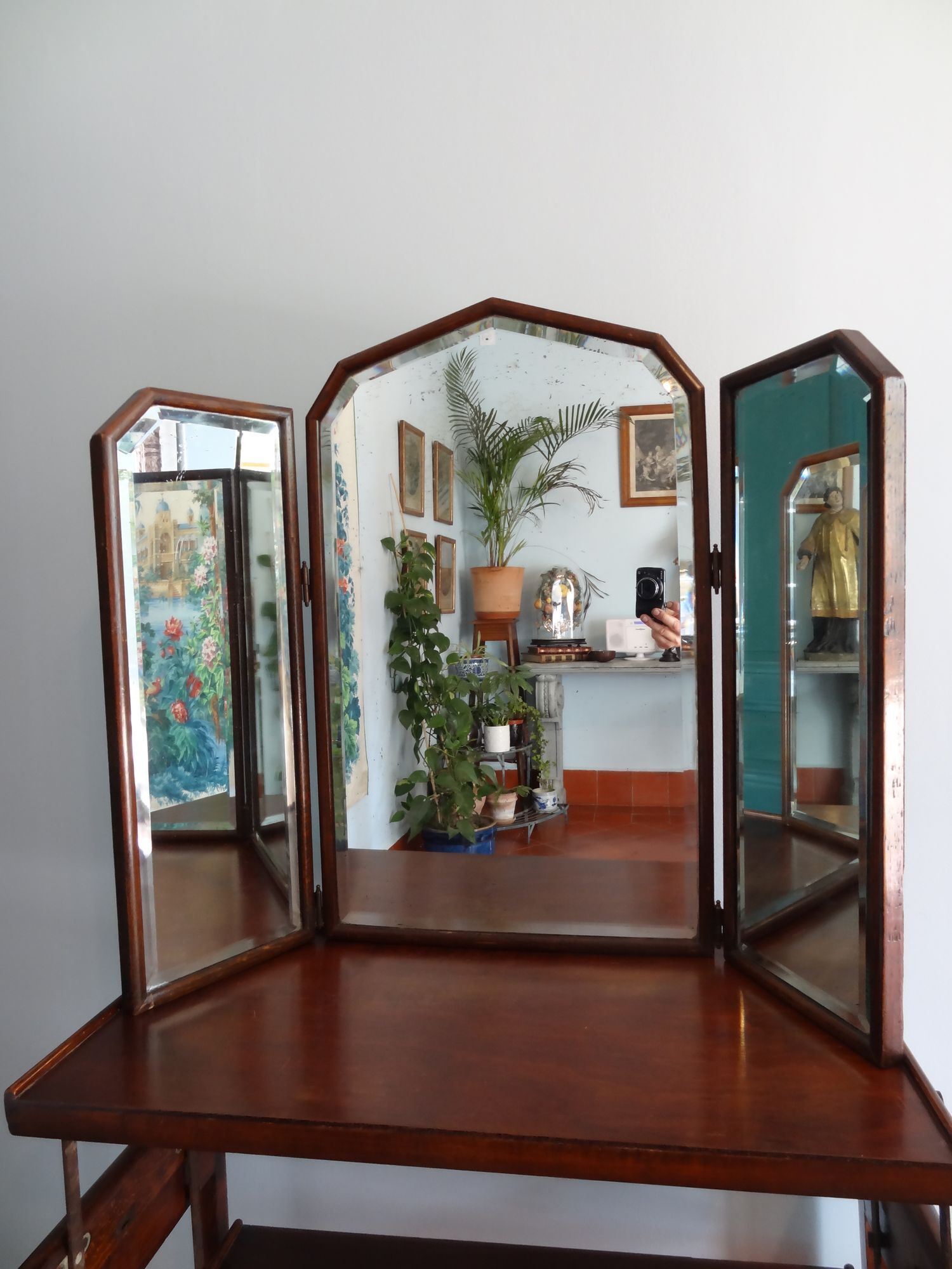 Triptych mirror 1900 with beveled mirrors, 88/42 x 68 cm