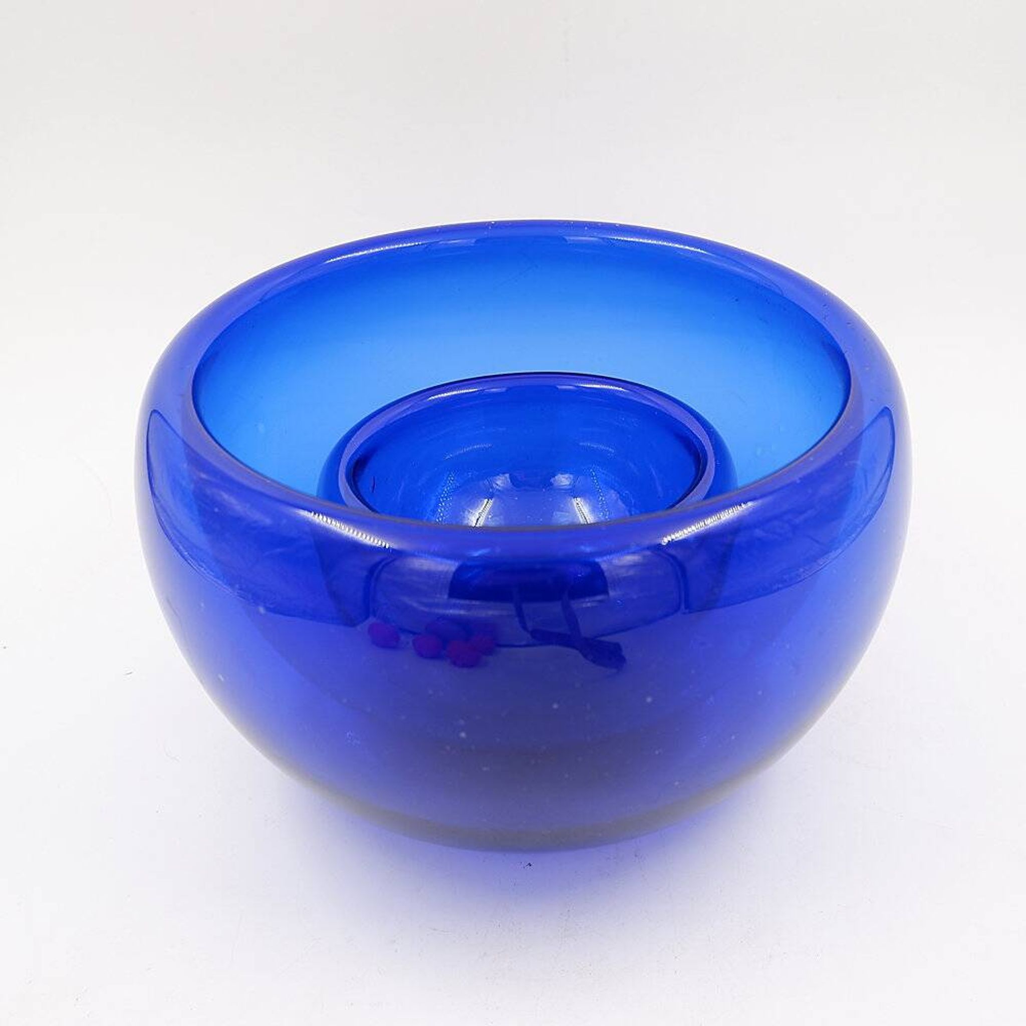 Pair of cobalt blue blown glass cups - 1970s