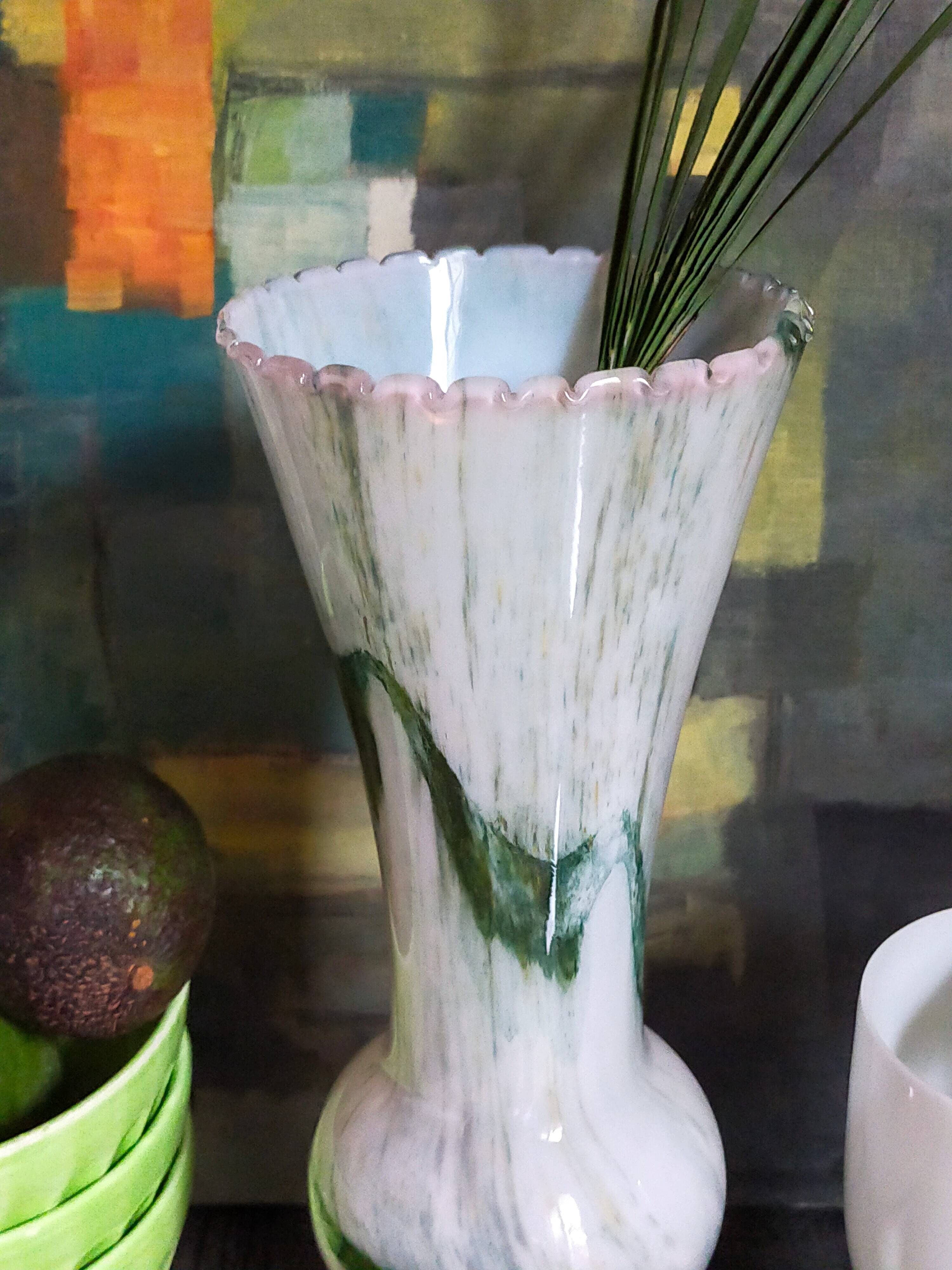 Vase on foot in opaline and vintage blown glass 30 cm