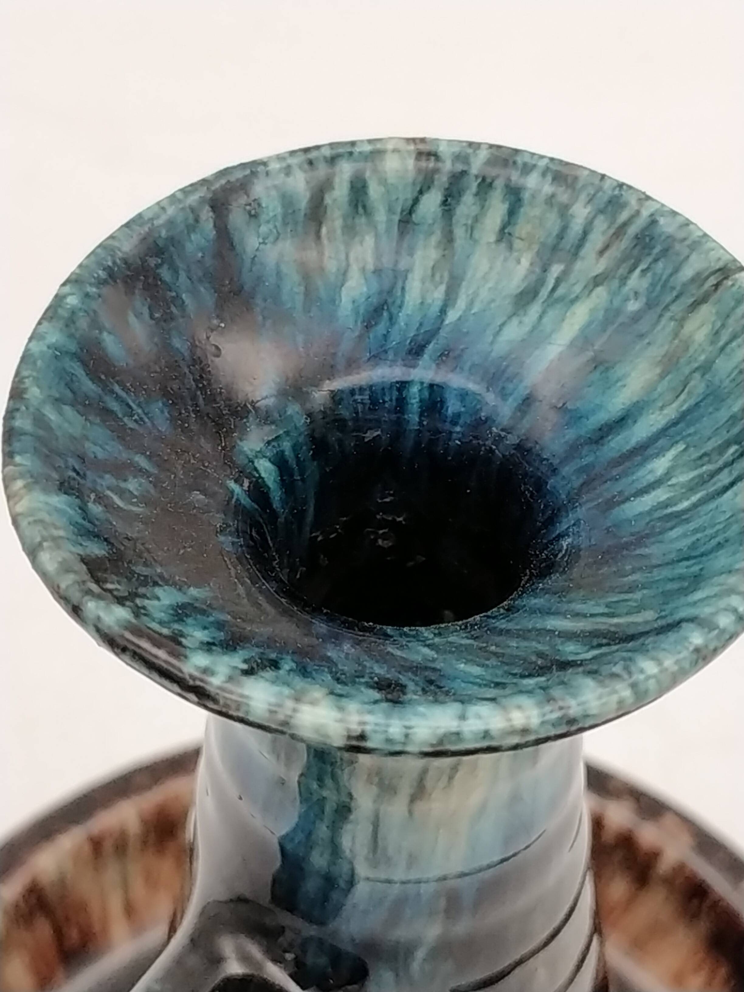 Accolay candle holder.