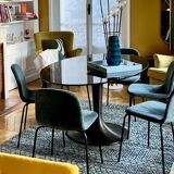 Table ellipse Seona verre fumé 6 couverts pied AMPM