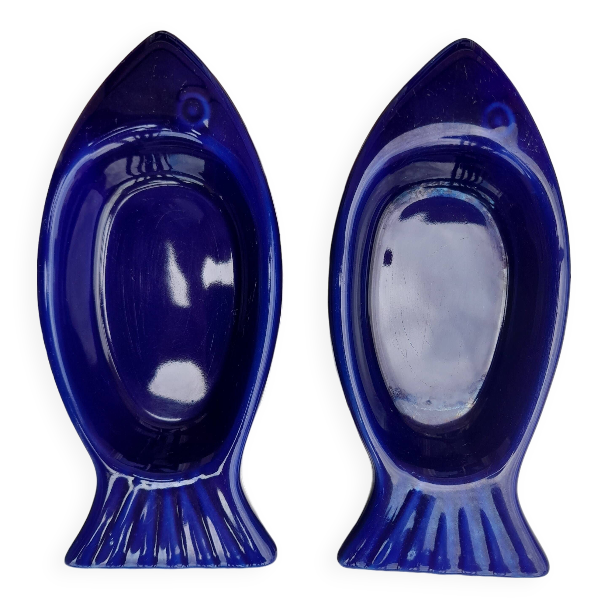 Set of 2 ceramic fish ramekins, cobalt blue