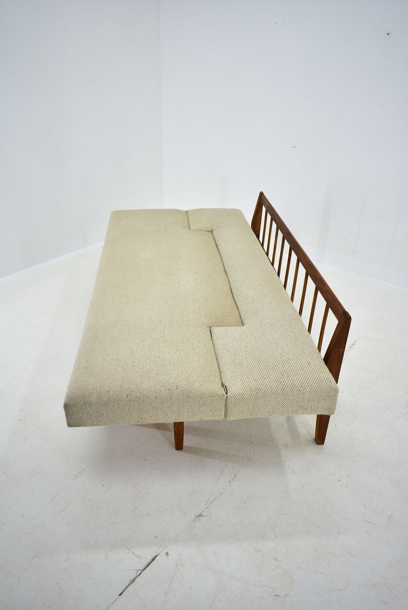 Mid-Century Sofa / Daybed Designed by Miroslav Navratil, 1960s