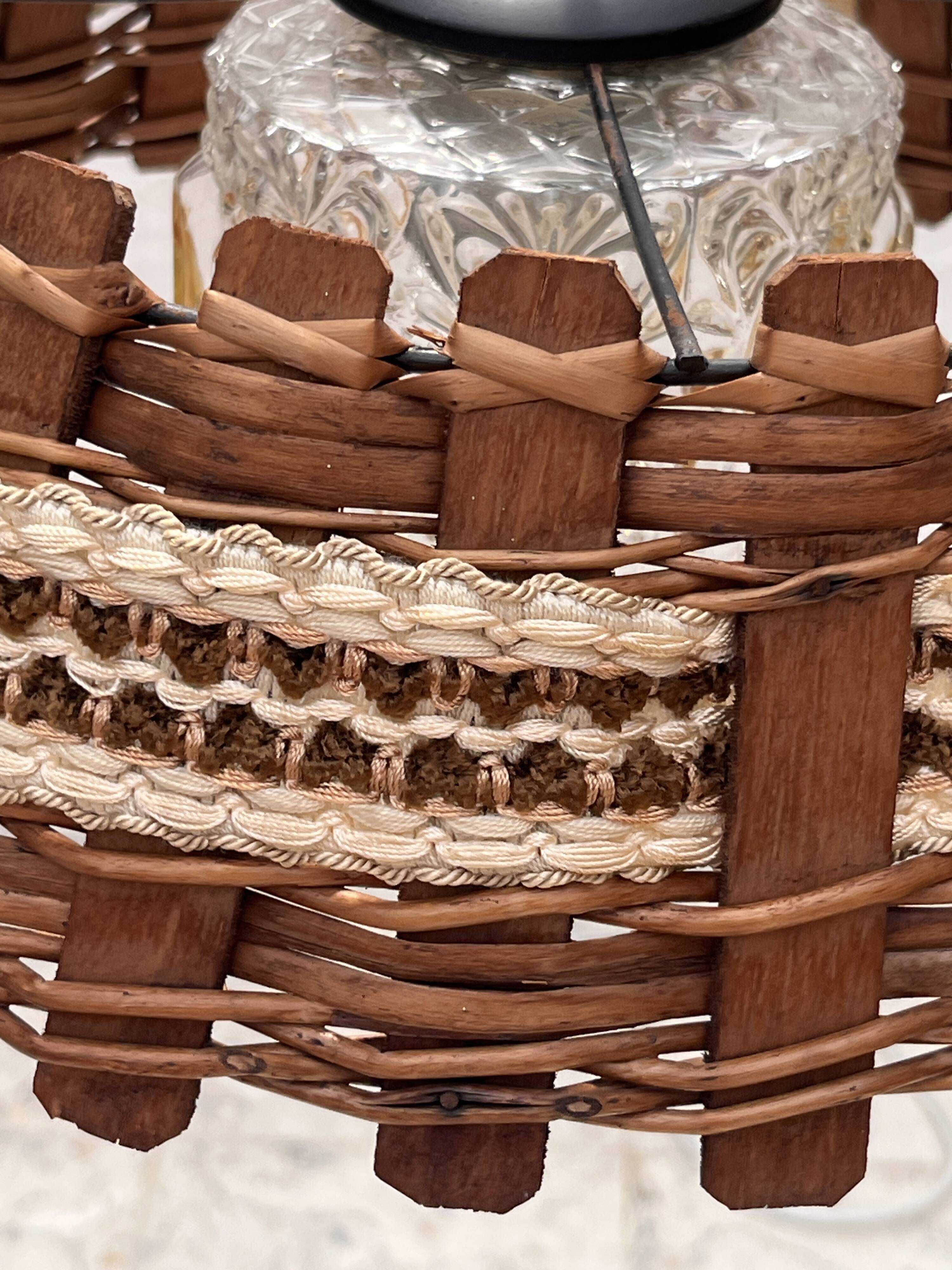 Wooden and wicker hanging decoration