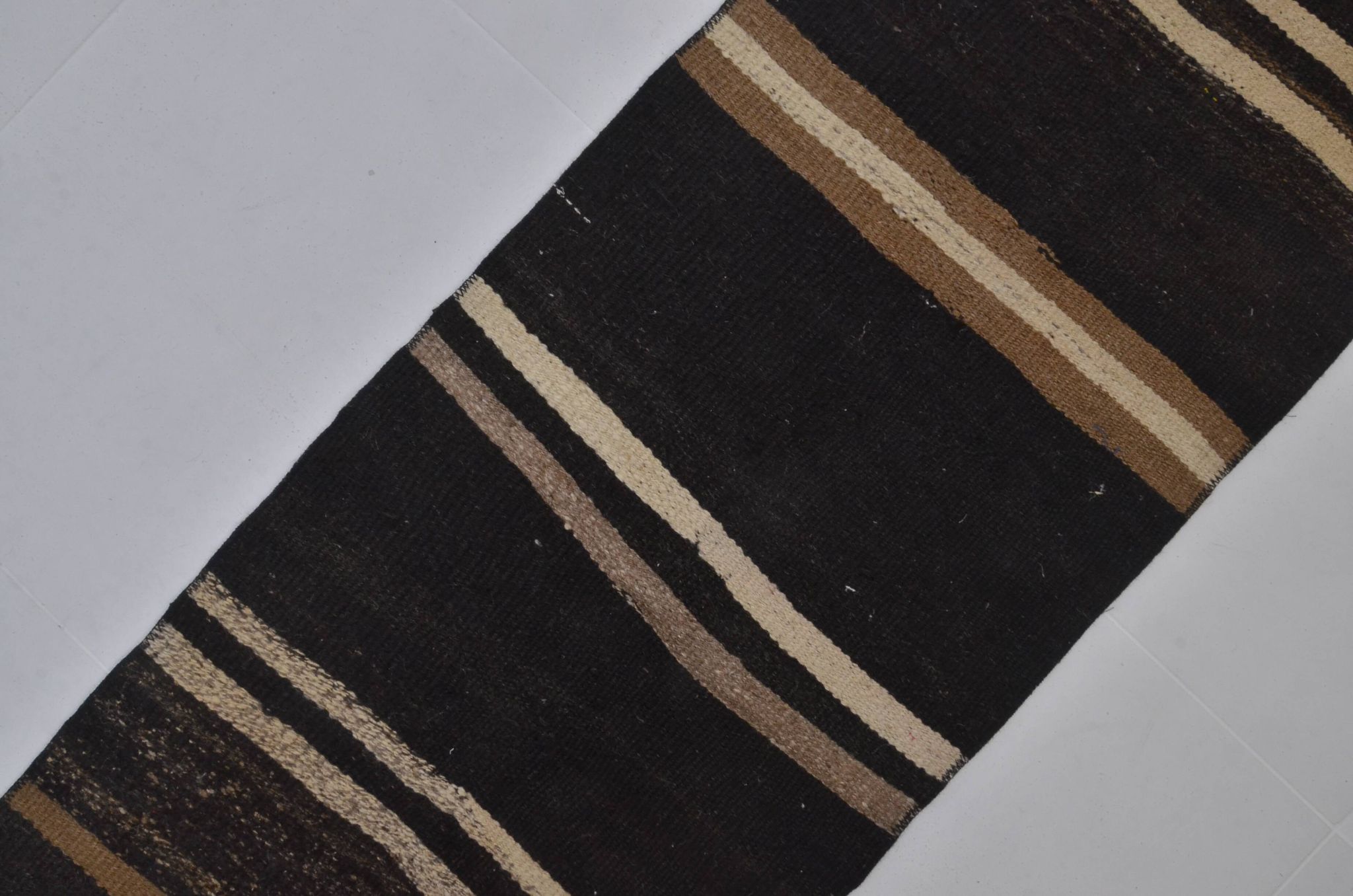 Tapis Kilim à rayures anatoliennes vintage sku3880