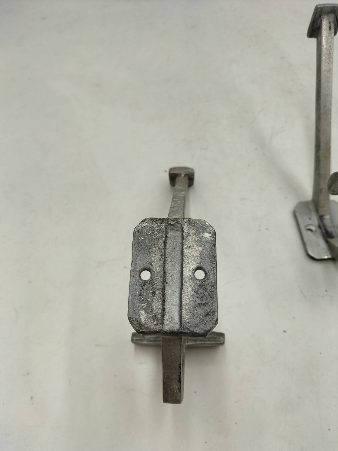 Set of 4 hooks
