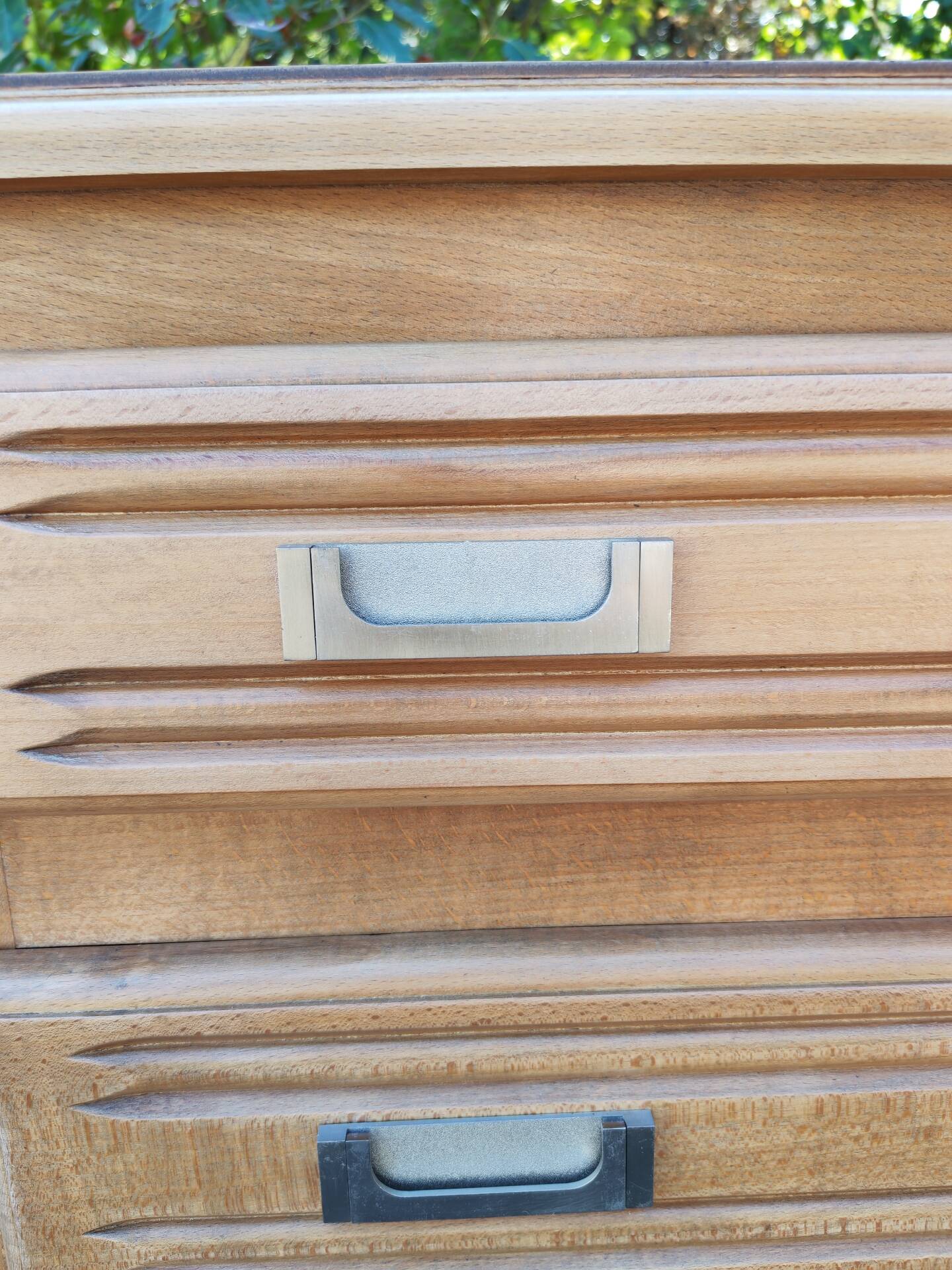 Commode vintage en chêne, rénovée.