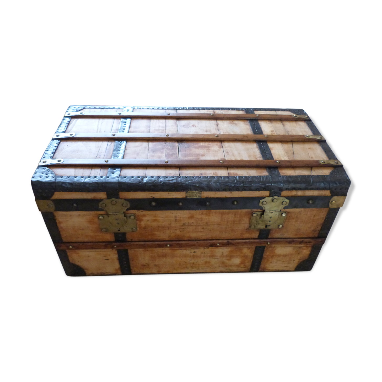 Renovated old trunk jouy fabric