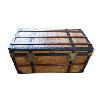 Renovated old trunk jouy fabric