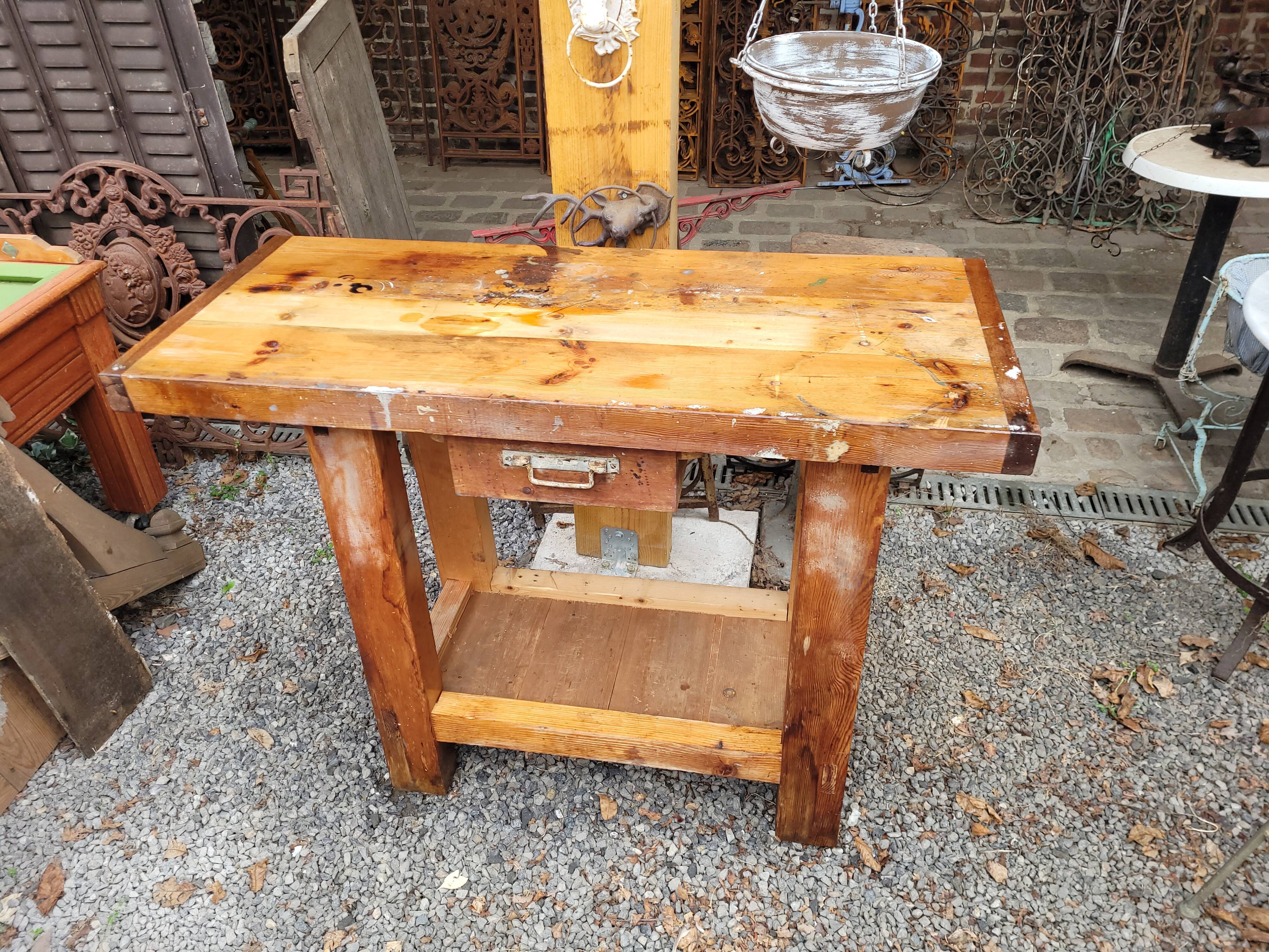 Carpentry or cabinetmaker's workbench, 120 long