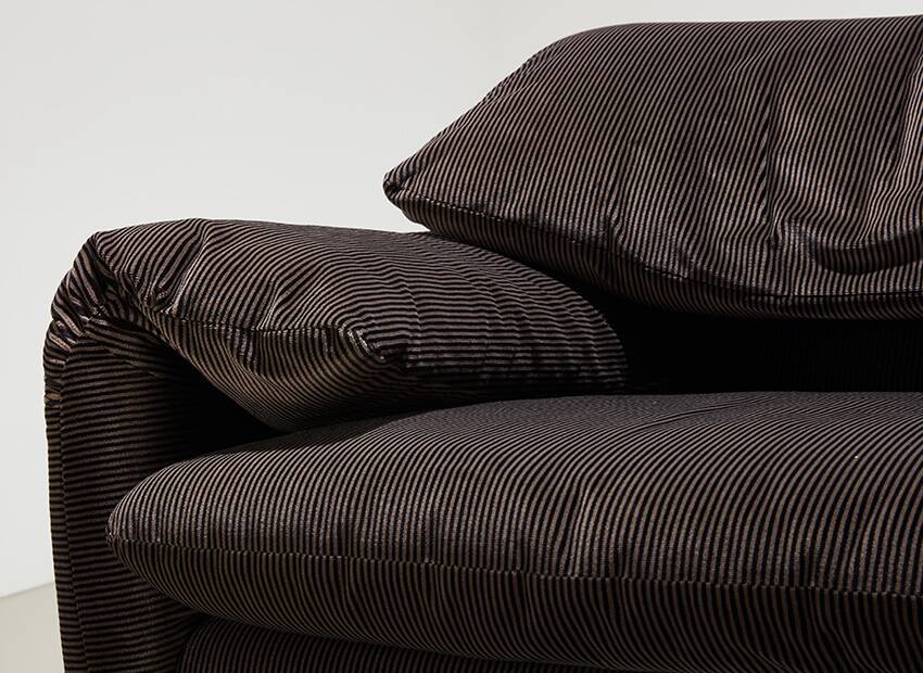 Vico Magistretti Maralunga Sofa for Cassina Italy 1973