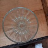 Petit vase en verre taillé