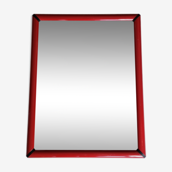 Table mirror in red lacquered metal, Italian design Valenti Milano, 80s, 70 cm