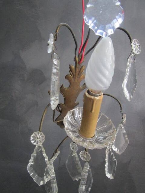 Antique tassel wall lamp in bronze and crystal