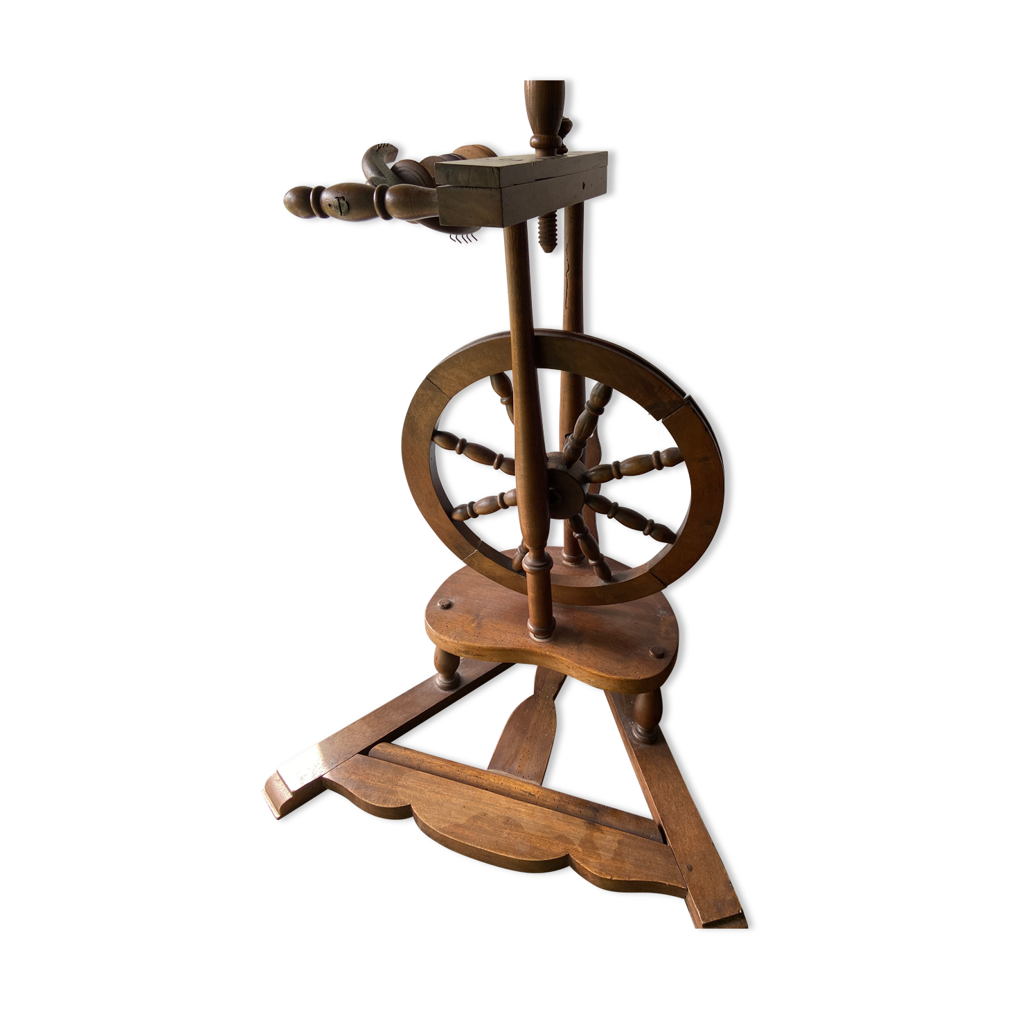Wooden spinning wheel