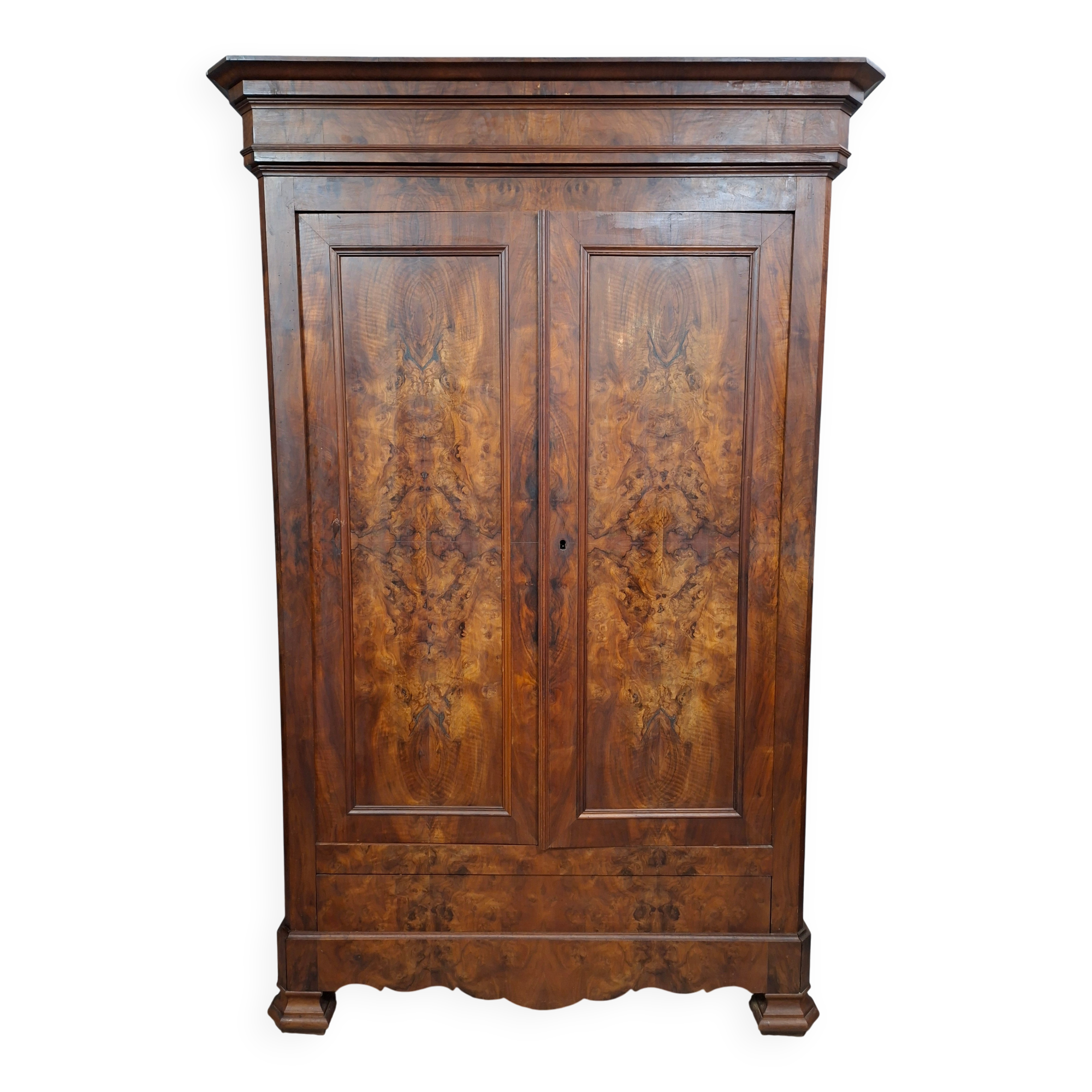Louis-Philippe walnut burl wardrobe – 19th century period