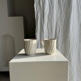 Pair of mugs in English porcelain H10