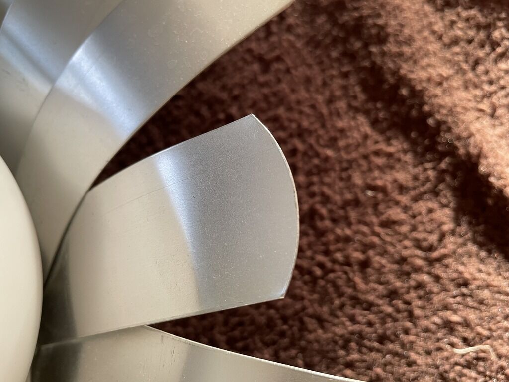 Oxar brushed metal vintage flower wall lamp