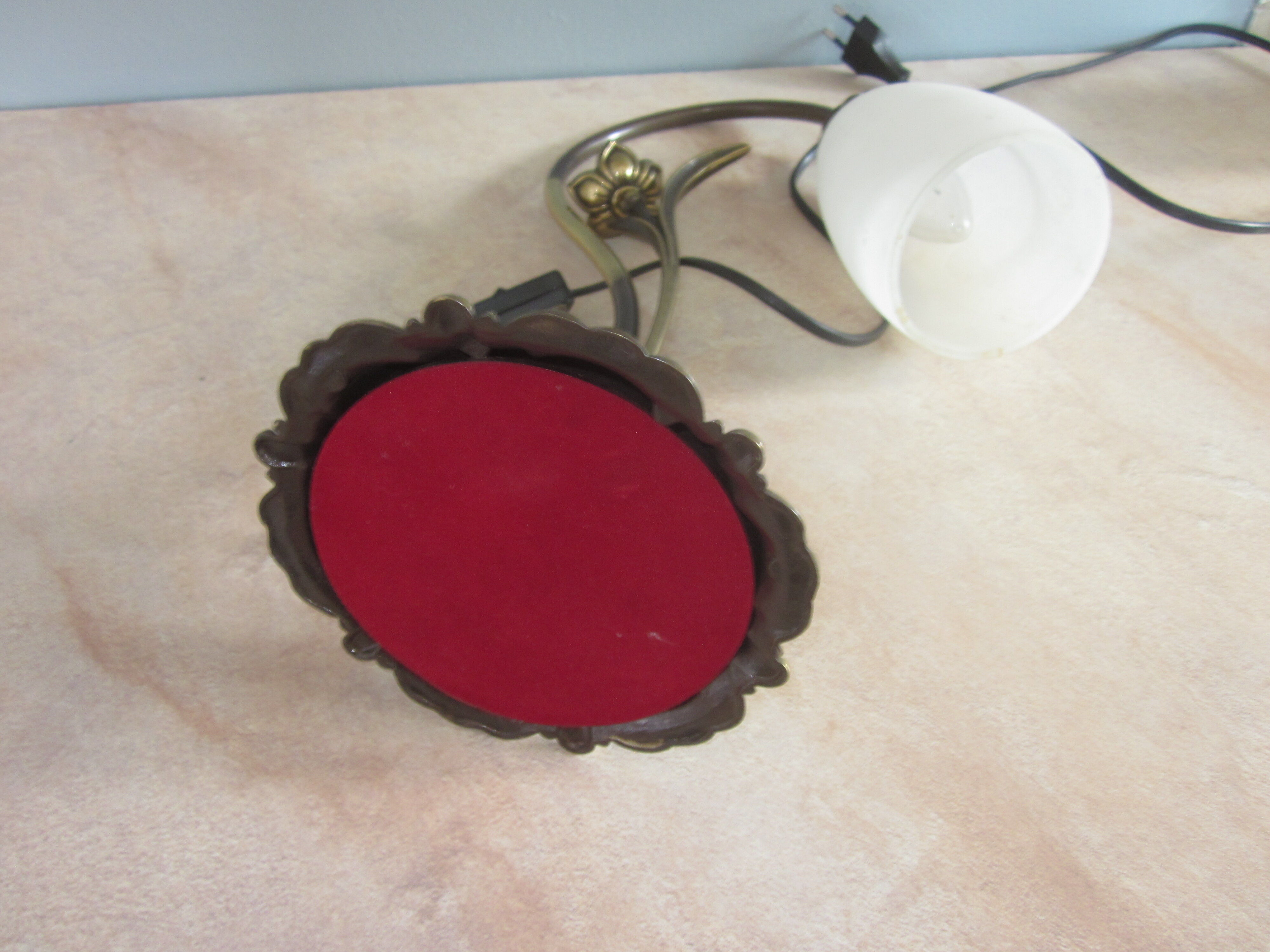 Bronze lamp