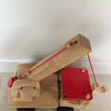 Truck solid wooden crane with lift arm