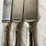 Couteux en inox de style ancien