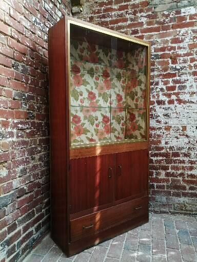 Vintage showcase 50s