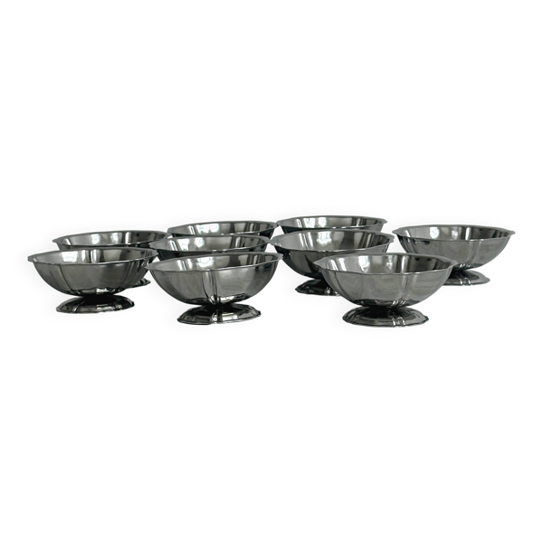 Lot de 9 coupelles basses en métal inox brillant