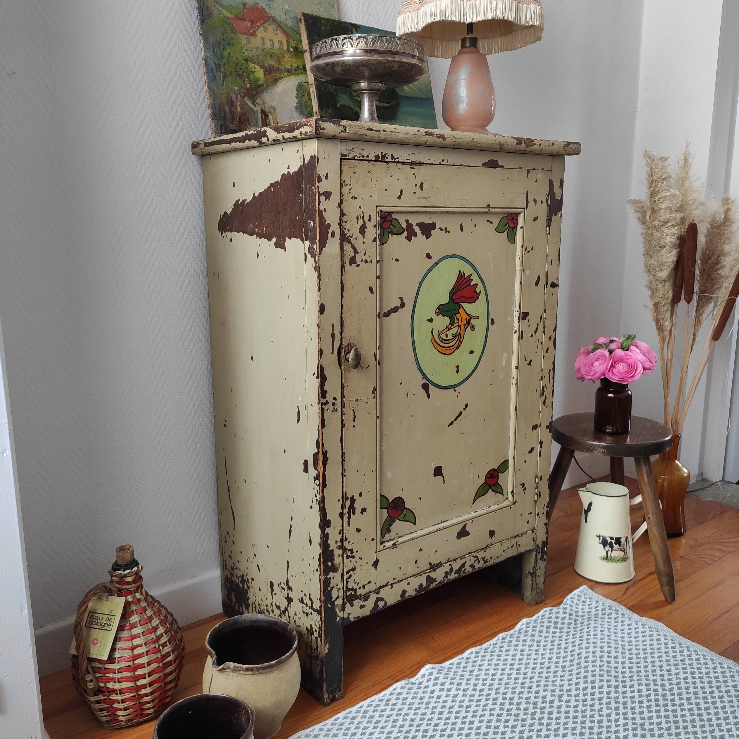 Parisian buffet old jam maker